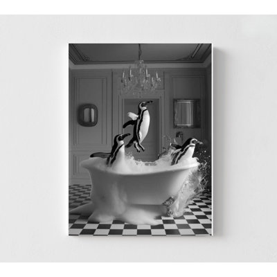 Art mural pingouin: Scène de salle de bain - encadrée ou imprimée seulement
