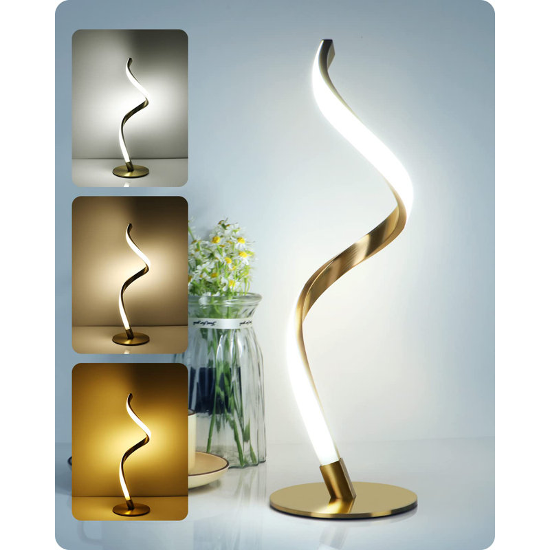Wylene Metal Desk Lamp, Gold