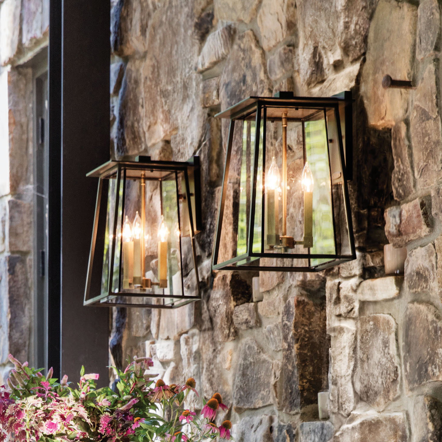 Integrated LED Outdoor Wall Lantern, Buckeye Bronze
