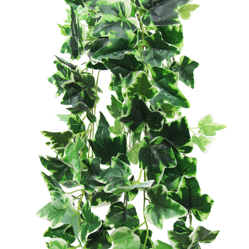 Plante artificielle suspendue lierre anglais panaché, H 51 po x l 12 po x P 6 po