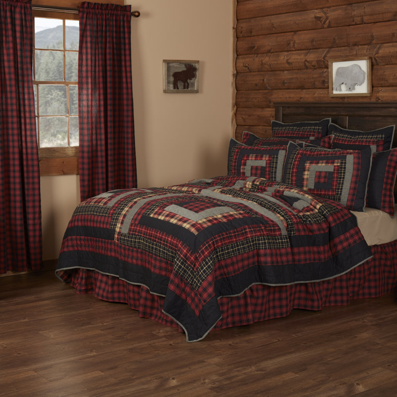 Cumberland Black and Red Cotton Reversible Queen Quilt Set