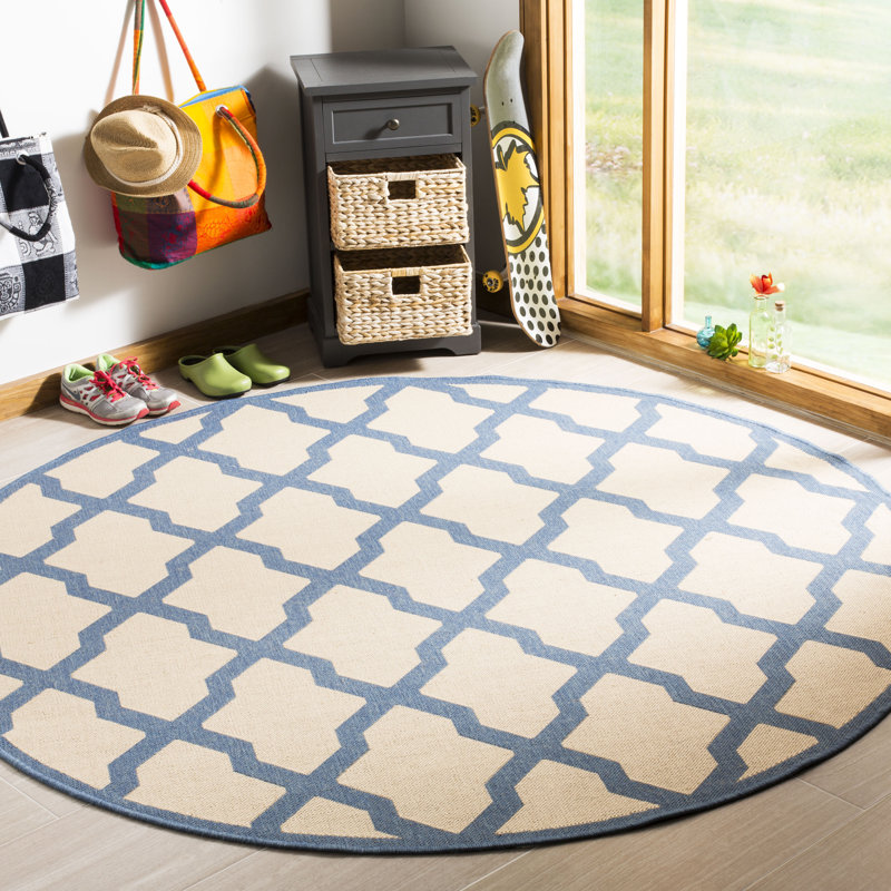 Ferrill 100 Performance Geometric Indoor/Outdoor Area Rug, Round 6'7"