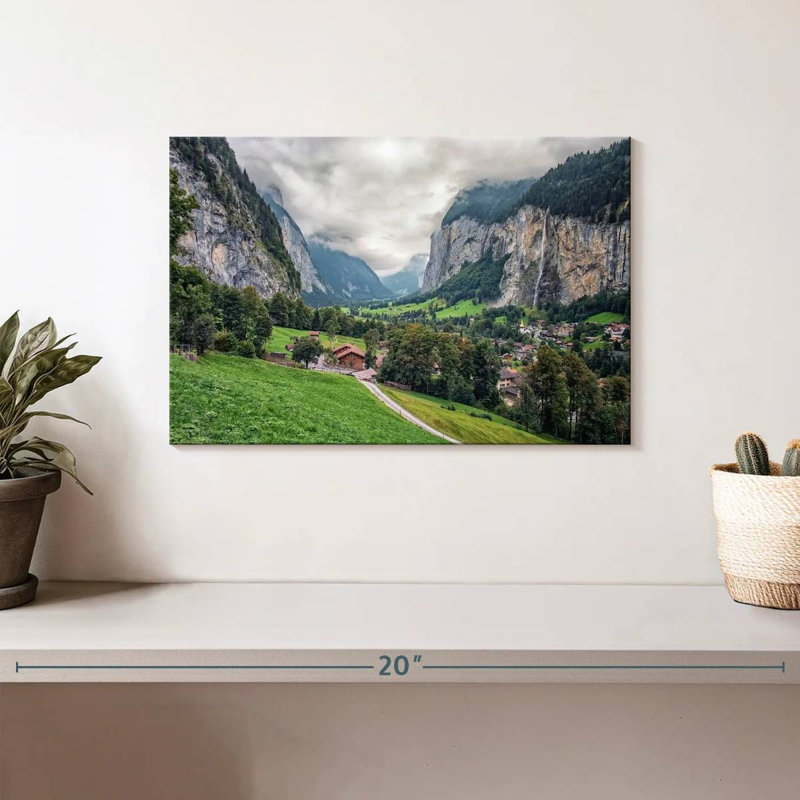 Nicci, petit village de Lauterbrunnen en Suisse, H 8 po x l 12 po