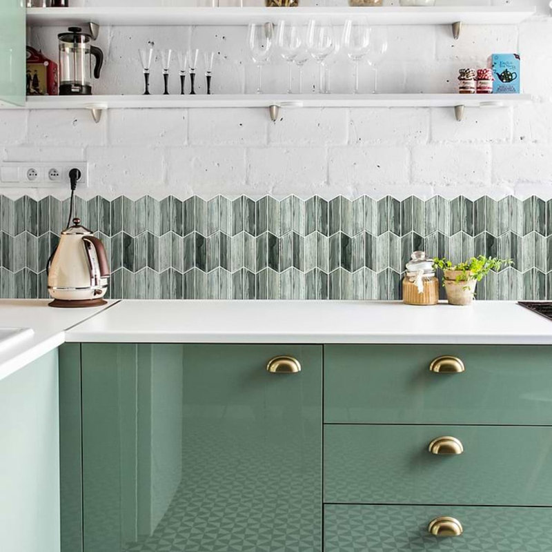 Maya 2x7 Chevron Polished Glass Mosaic Tile
