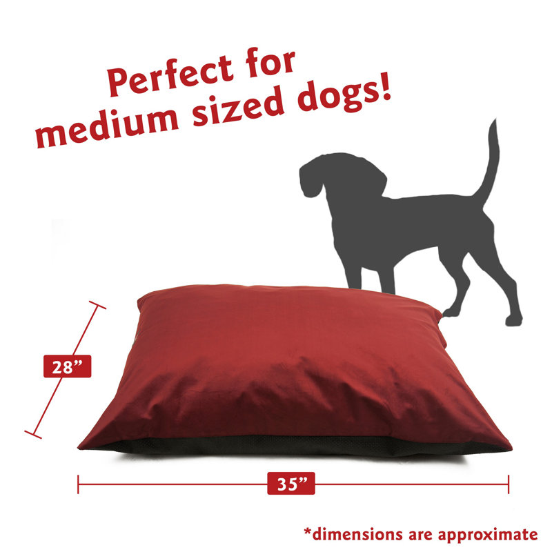 Villa Polyester Pet Bed, Medium (35" W x 28" D x 7" H, Red