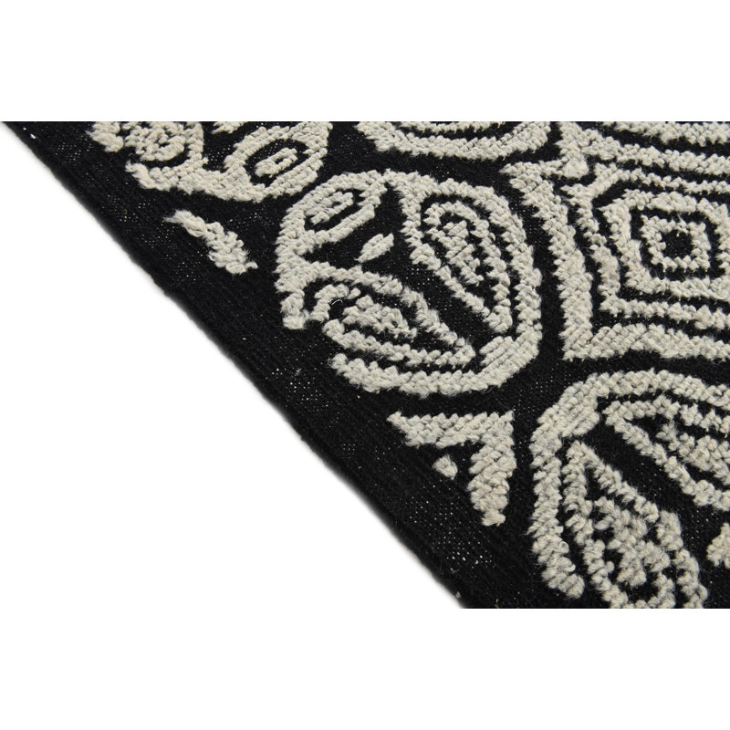 Tapis noir Judy