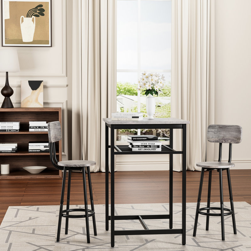 Laskie Dining Set