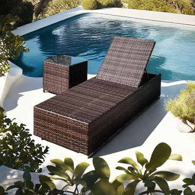 Paterok Outdoor Wicker Chaise Lounge Set with Table