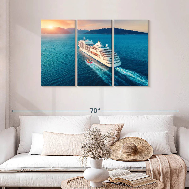 Mehar Cruise, 28" H x 45" W