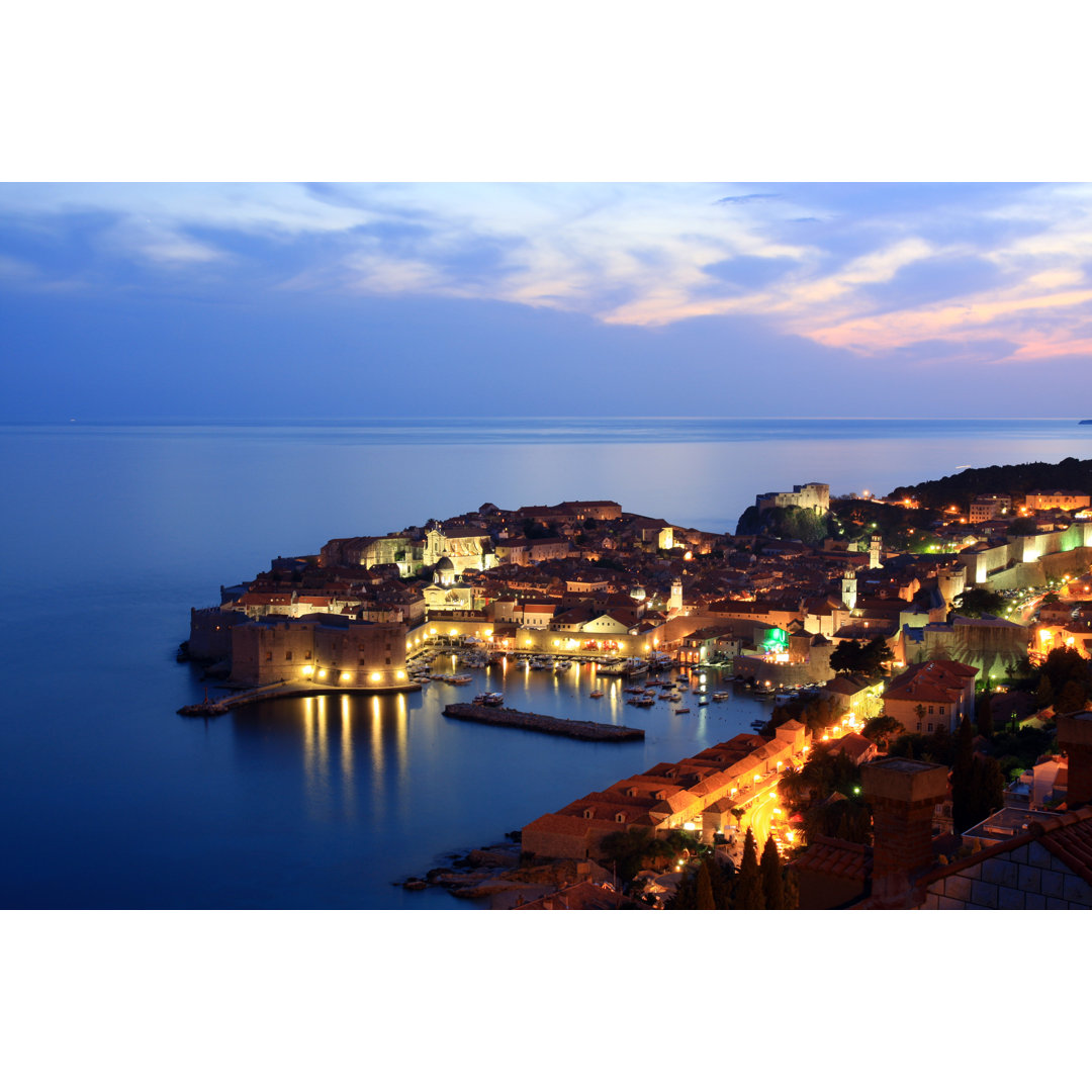 Dubrovnik bei Nacht von Medini - Druck