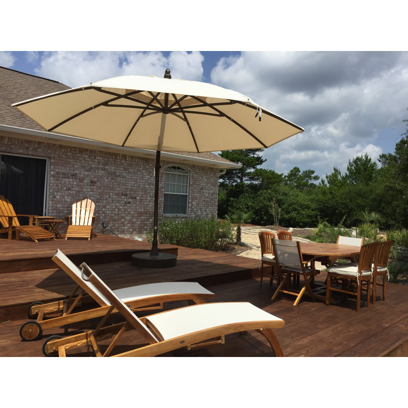 Chaise de patio pliante teck Addilyn