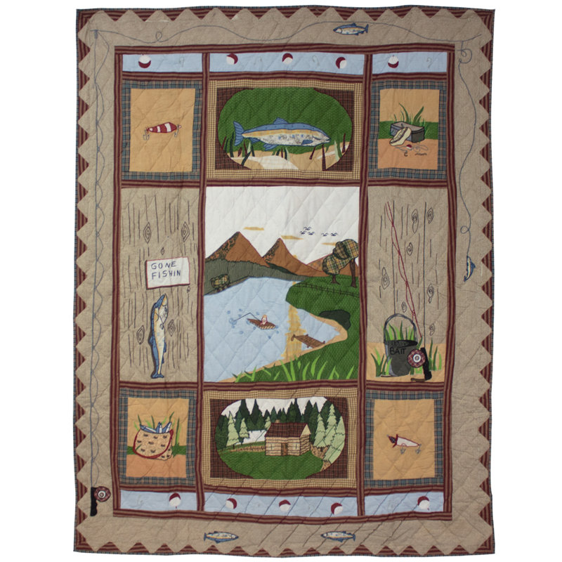 Fishing Break Cotton Percale Quilt, California King Quilt + 4 Shams