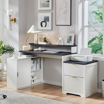 Bureau en L 67 po avec tiroirs et prise de courant, bureau d'ordinateur personnel avec support pour moniteur et armoire de rangement