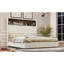 Luxueux lits plateforme en velours avec rangement, design moderne pour la maison