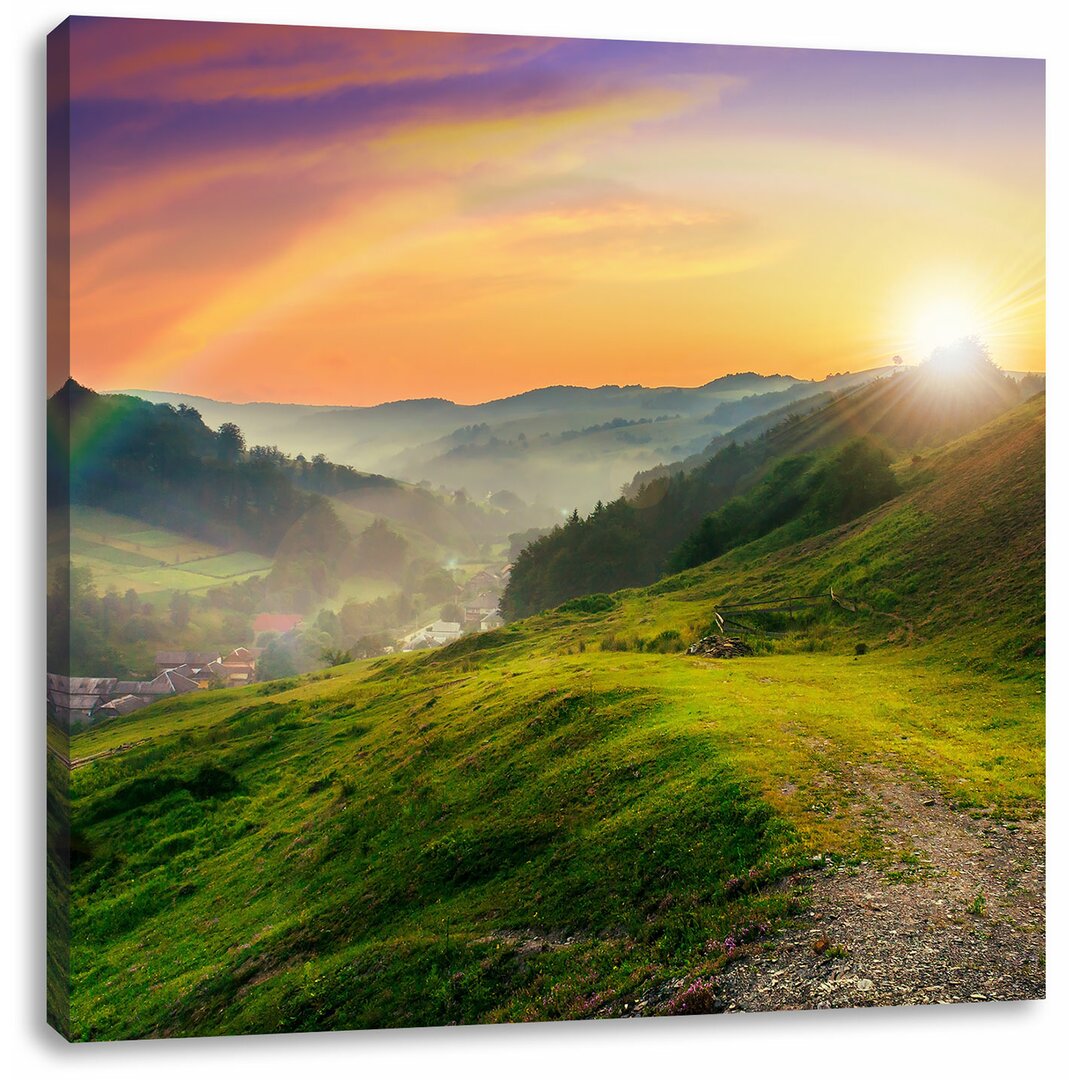 Leinwandbild Französische Berglandschaft beim Sonnenuntergang