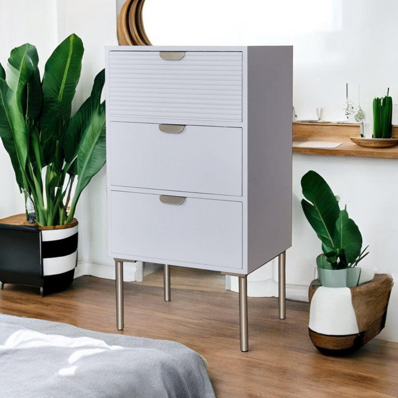 Durable Agran 40cm Wide Chest of Drawers - Modern 3-Drawer Compact Storage Unit with Playful Scalloped Design for Bedroom Use