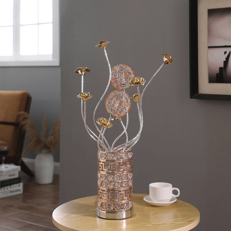 Lampe de table en aluminium et aluminium