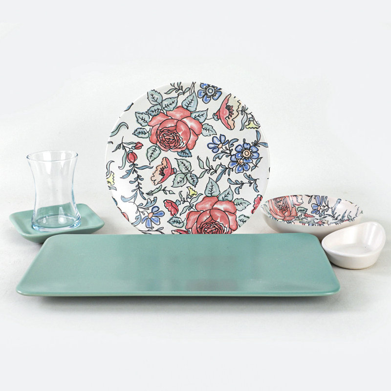 21 Piece Dinnerware Set, Service for 4