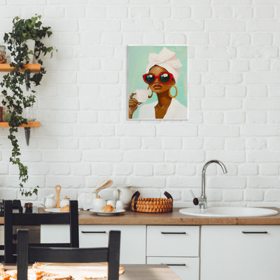 Plaque murale «Coffee Lover» en lunettes de soleil rouges, design par The Prints Vibe
