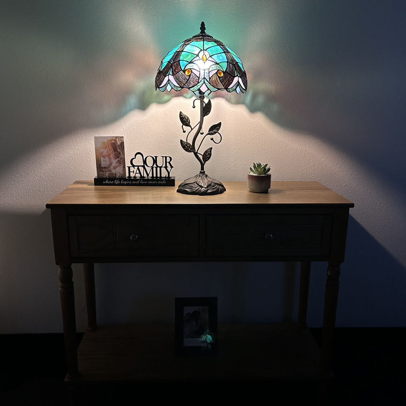 Lampe de table Meryem Tiffany en verre teinté vert brun avec ampoule DEL H 22 po x l 12 po