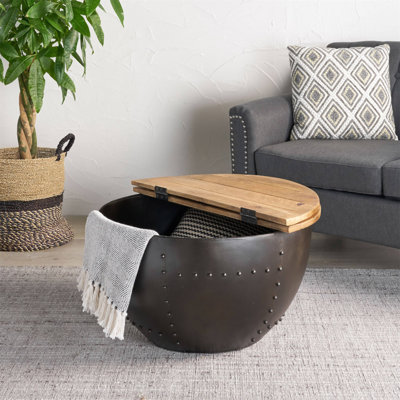 Table basse en bois et fer