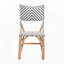 Chaise de bistro moderne en rotin naturel et tissage gris et blanc