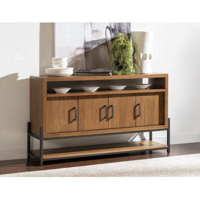 Gerrica Sideboard (2 Adj. Shelves)