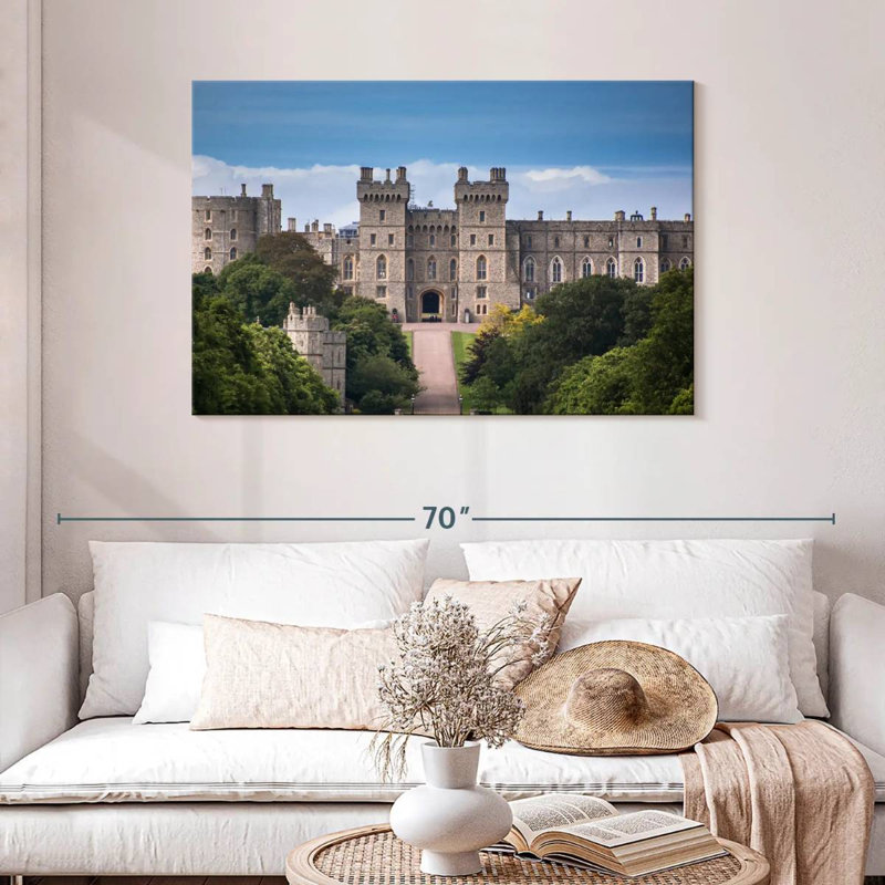 Kavia Windsor Royal Castle, 30" H x 45" W