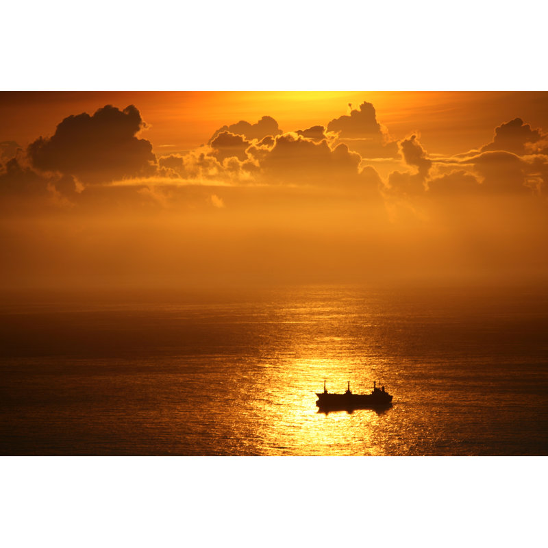 Silhouette de bateau au lever du soleil par Yenwen, H 20 po x l 30 po