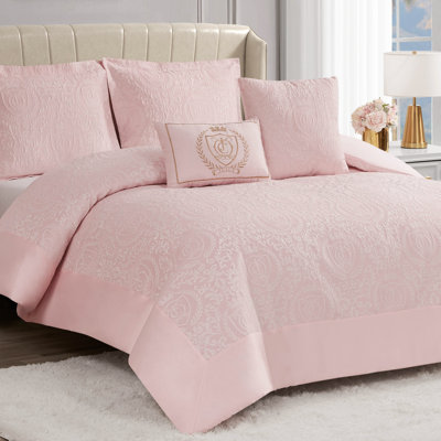 Juicy Couture Dovona Comforter Sets