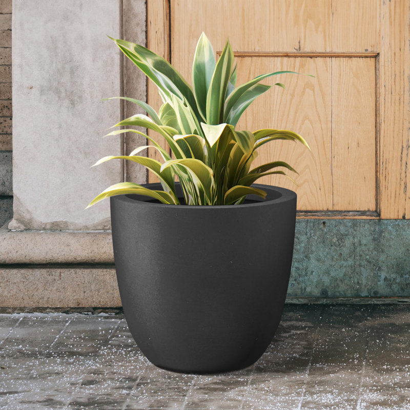 18 Inch Dia Round Concrete Planter
