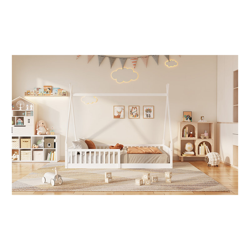 Lit simple en bois avec clôture, blanc
