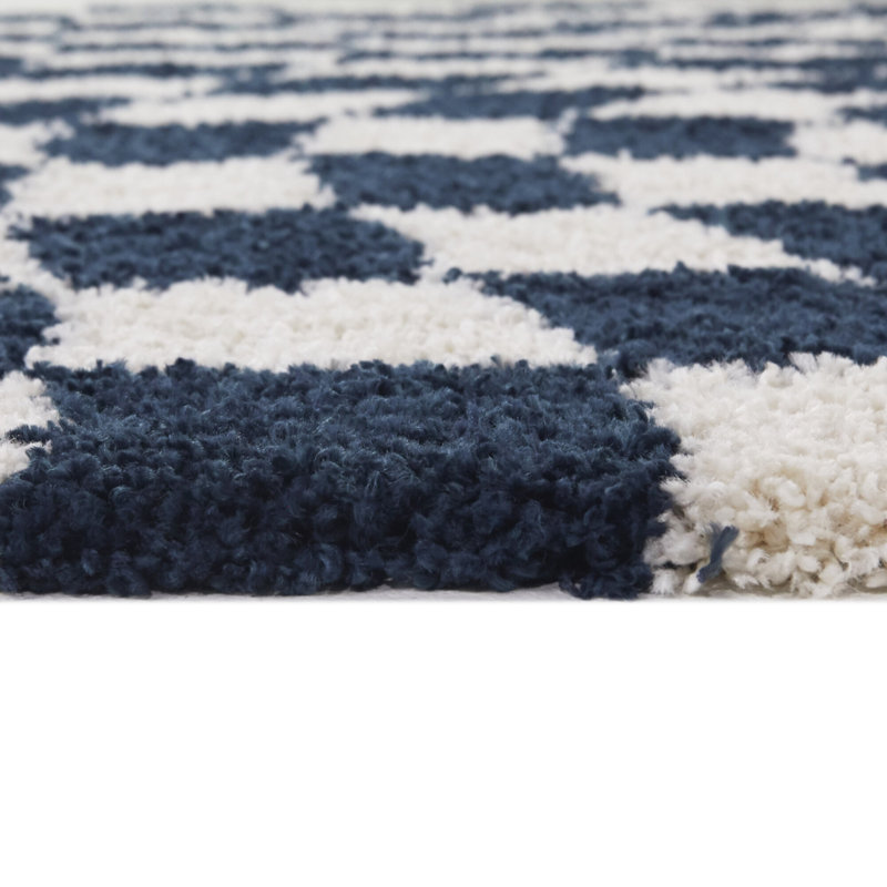 Tapis en polypropylène à carreaux bleu marine / blanc Aitana, Rectangle 7 pi 10 po x 10 pi