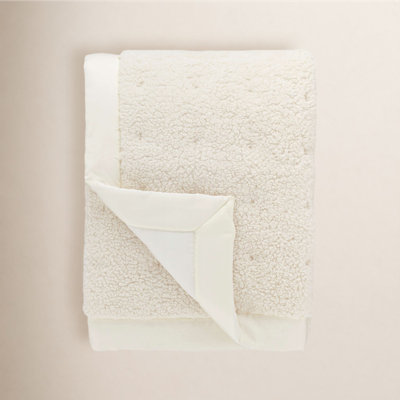 Marshmallow Fleece Puff Throw