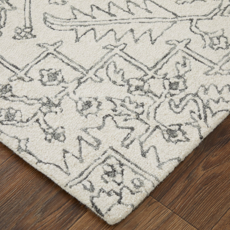 Armando Wool Oriental Indoor Rug, Rectangle 2' x 3'
