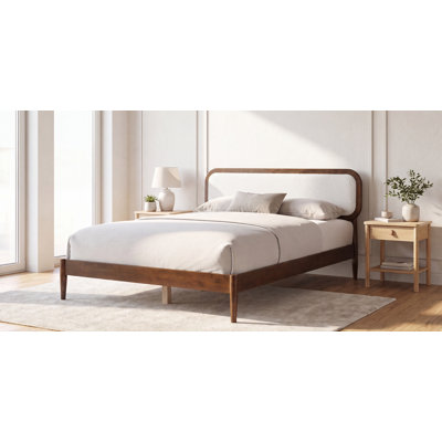 Structure de lit en bois massif Easton avec tête de lit tapissier Boucle