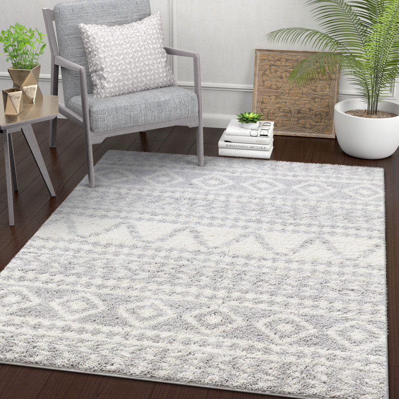 Tapis gris Marandia, Rectangle 5 pi 3 po x 7 pi 3 po