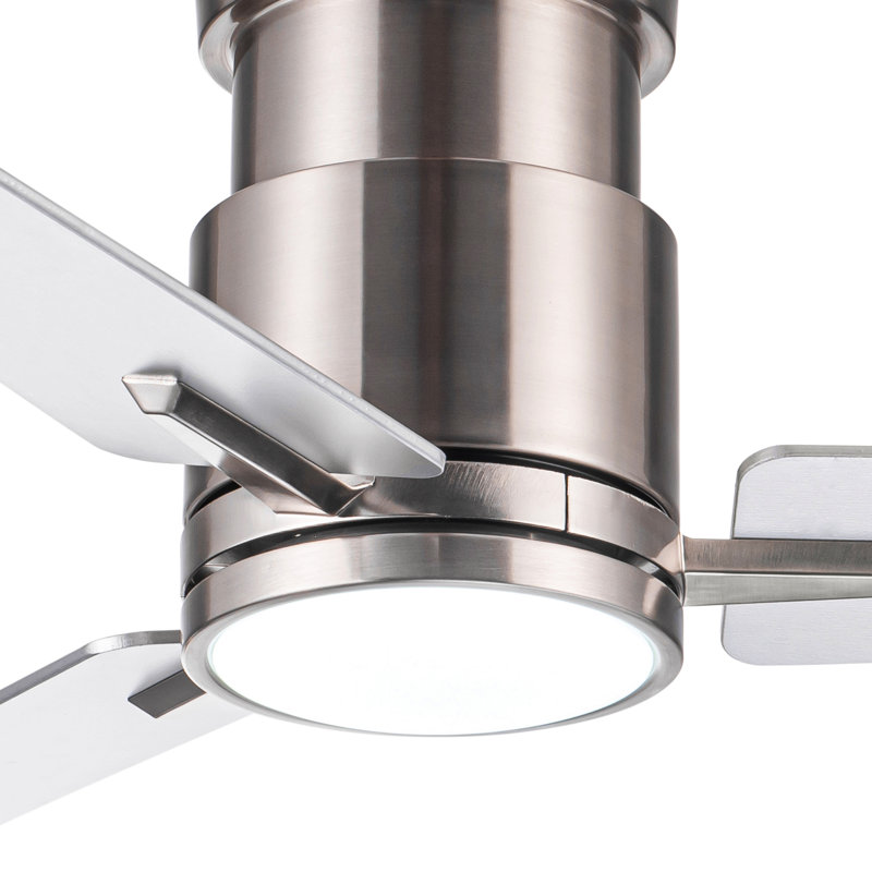 Ventilateur de plafond 52 po avec lumière Lowe, Nickel brossé, Nickel brossé