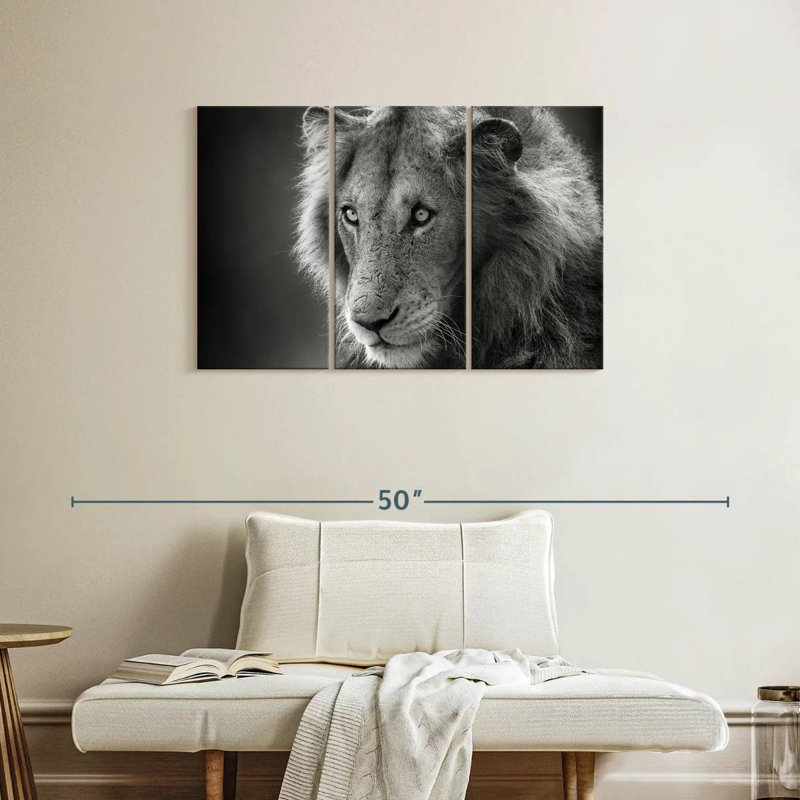 Lion sauvage monochromatique Brampt, H 24 po x l 38 po