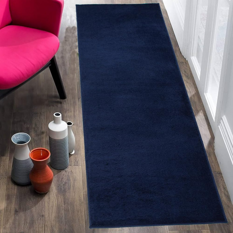 Tapis antidérapant de couleur bleu marine pour intérieur, Tapis de couloir 2 pi 2 po x 29 pi
