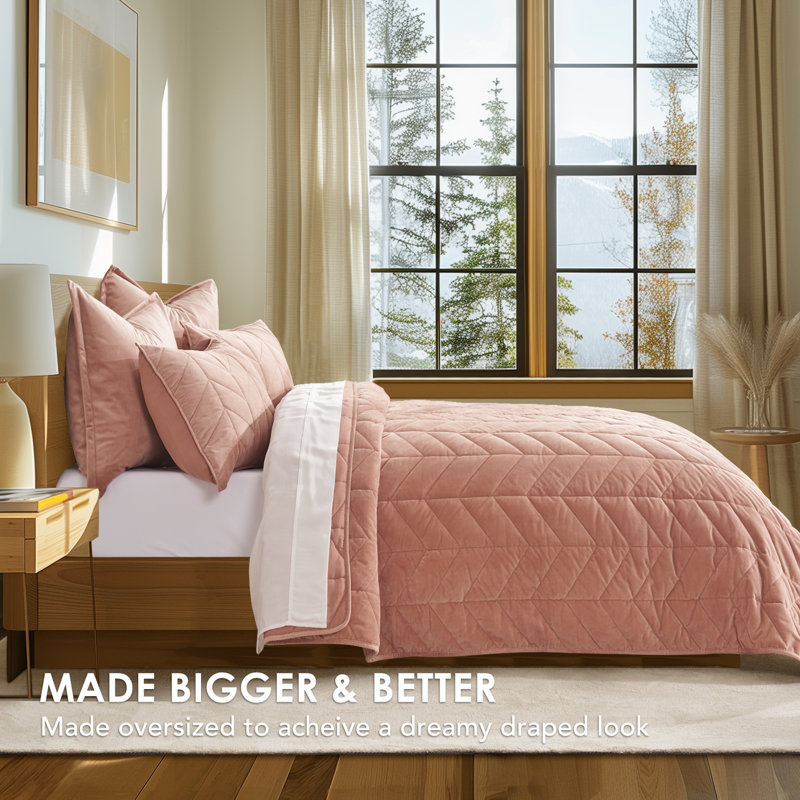 Ultra Soft Velvet Quilt Set, Queen Quilt + 2 Queen Shams, Clay