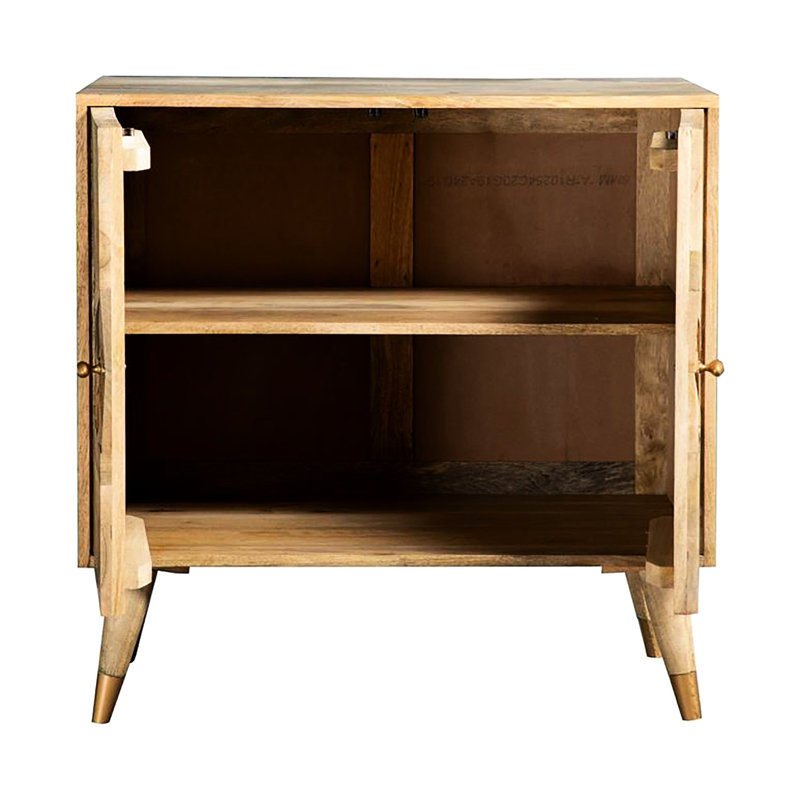 Armoire décorative avec portes à carreaux et finition naturelle pour la maison