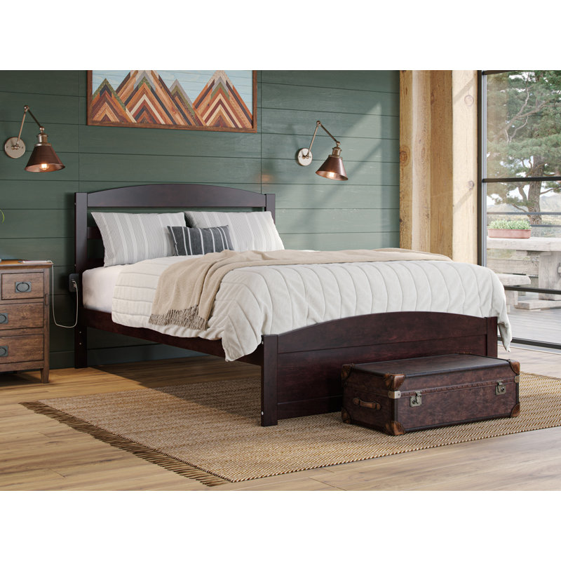 Elliana Solid Wood Platform Bed, Queen, White
