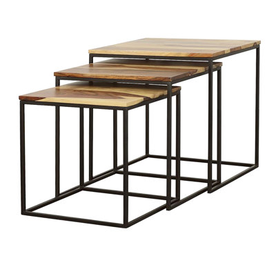Tables gigognes naturelles et noires - fonctionnelles en bois et en métal pour divers espaces 3 tables rustiques: Tops
