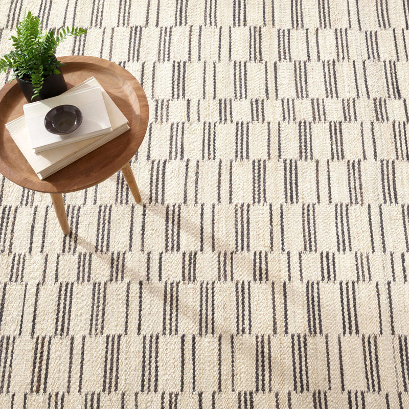 Leni Oatmeal Handwoven Jute Rug, Rectangle 2' x 3'
