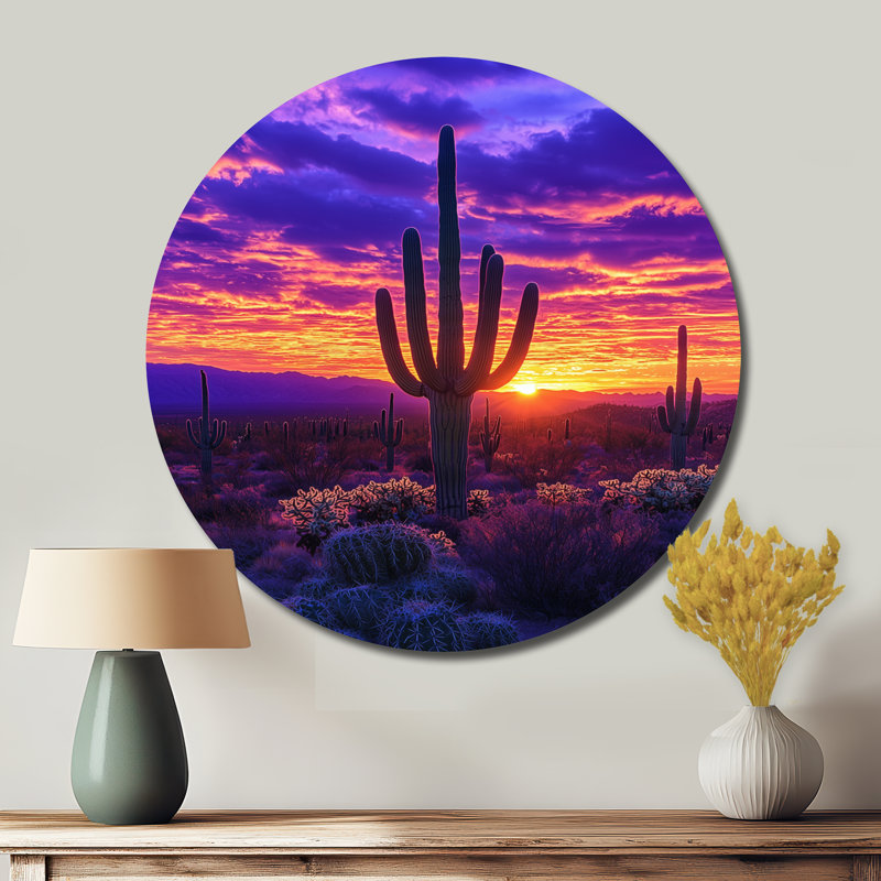 Désert cactus au coucher du soleil I - Cactus rond, décoration murale en métal mauve traditionnel, H 16 po x l 16 po