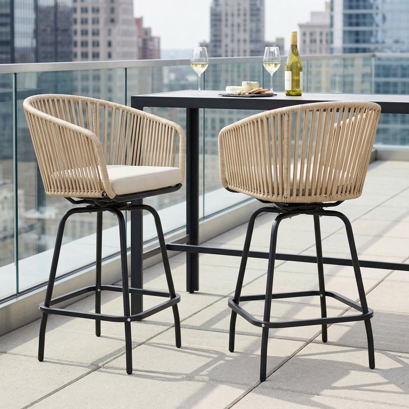 Ensemble de 2 tabourets de bar pivotants 31,5 "avec accoudoirs et repose-pieds en rotin Ecolistro, capacité de 250 lb 