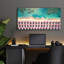  «Sandy Beach and Pink Umbrellas» par Rey Klimt, art mural en verre acrylique, 48 po x 24 po