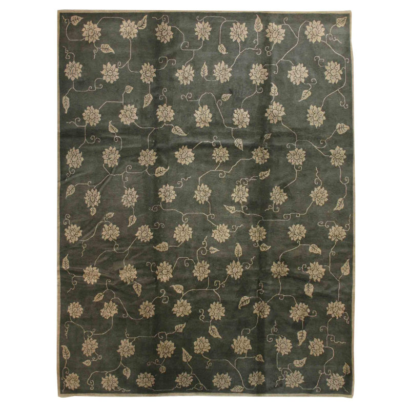 Floral Area Rug in Beige/Green, Rectangle 6' x 9'