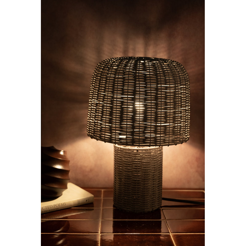 Grande lampe en fer , Gris clair, H 12 po x l 8 po x P 8 po